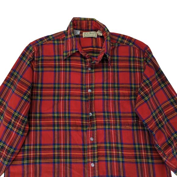 LL Bean Red Plaid Flannel Button-down Shirt Men's Medium Made in USA 100% Cotton - Picture 3 of 9